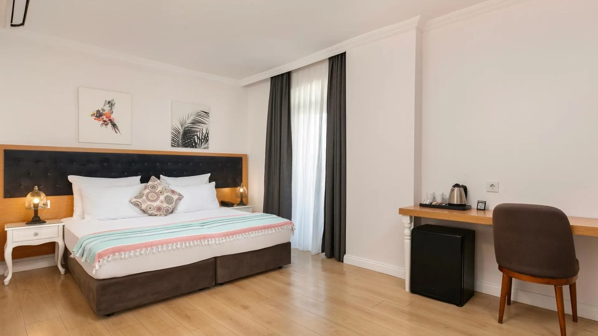 Azuu Boutique Hotel Анталья