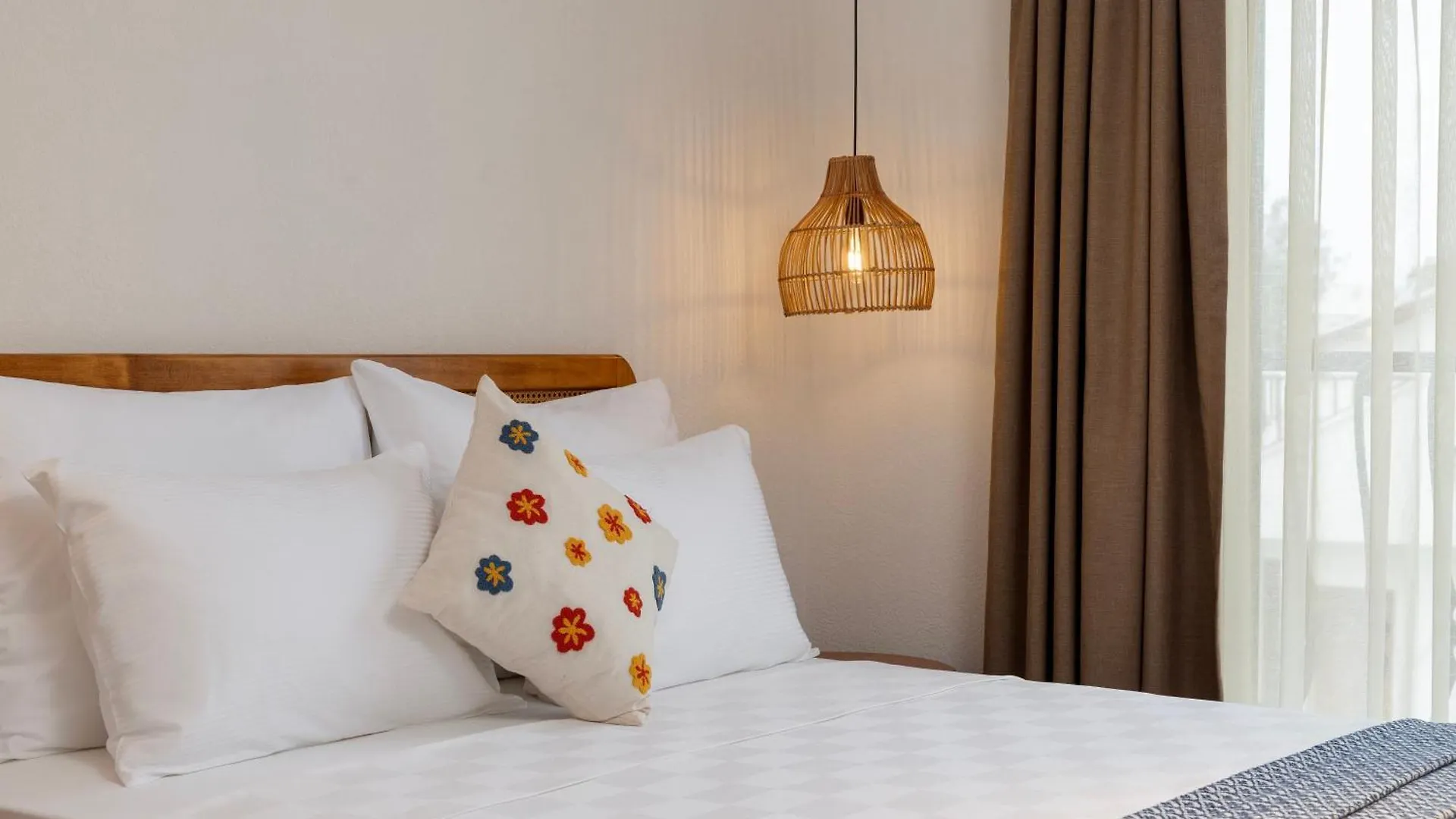 Azuu Boutique Hotel Анталья 4*,  Турция