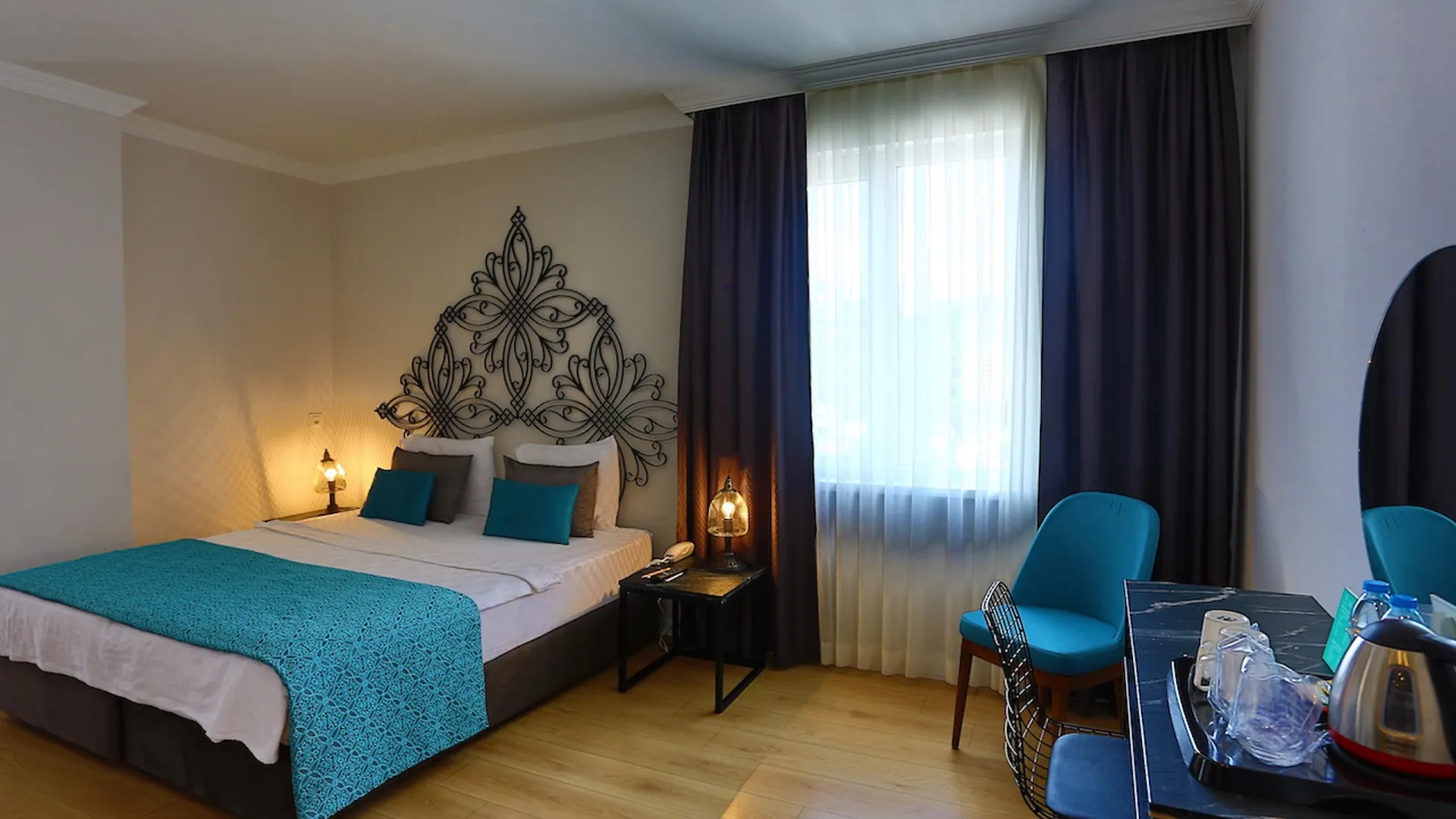 Azuu Boutique Hotel Antalya 4*,